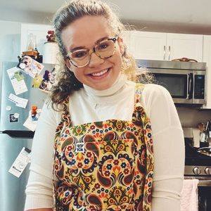 Meet your Posher, Alexis